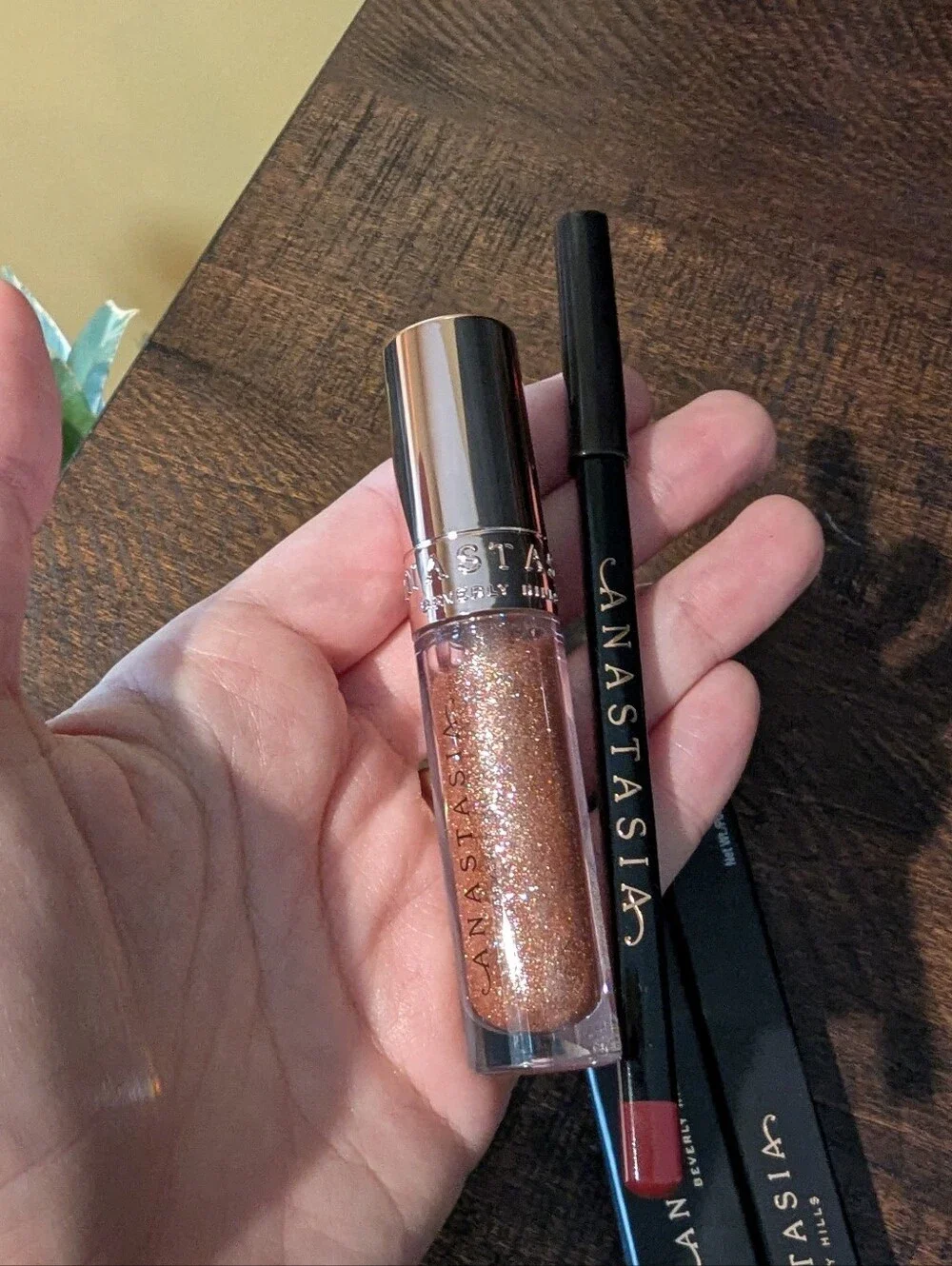 Anastasia Beverly hills Lot
